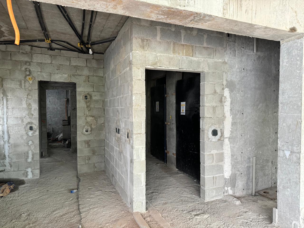 Levante de alvenaria nos primeiros pavimentos tipo